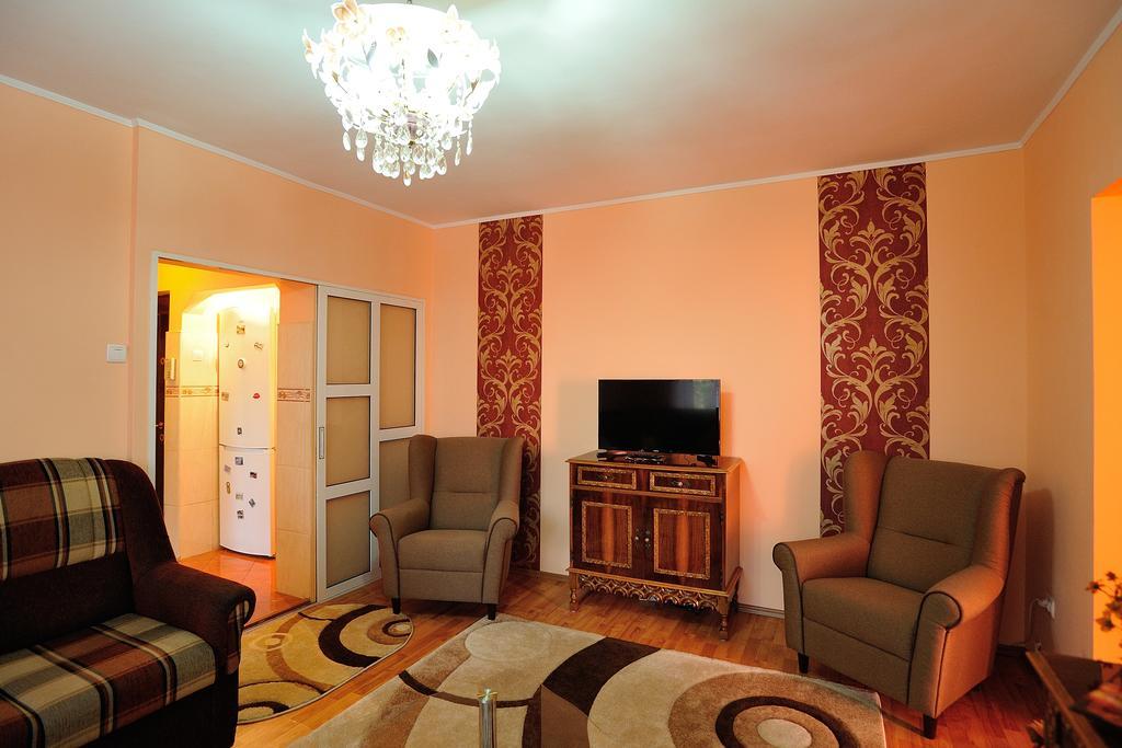 Stephanie Apartment